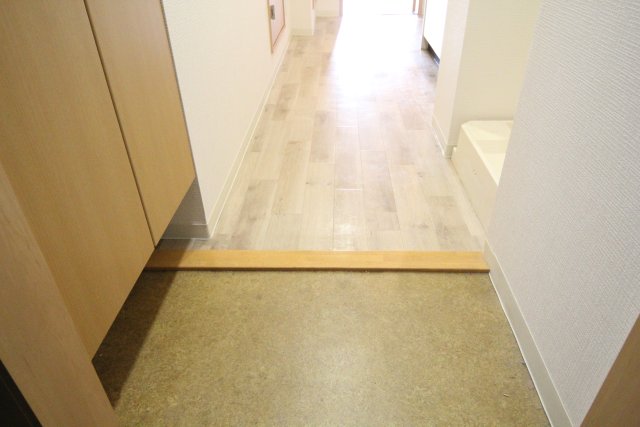 玄関　別号室の写真です（反転）
