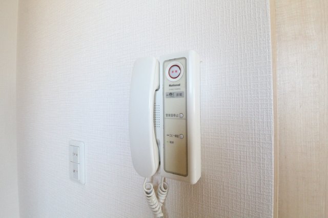 セキュリティ　別号室の写真です（反転）