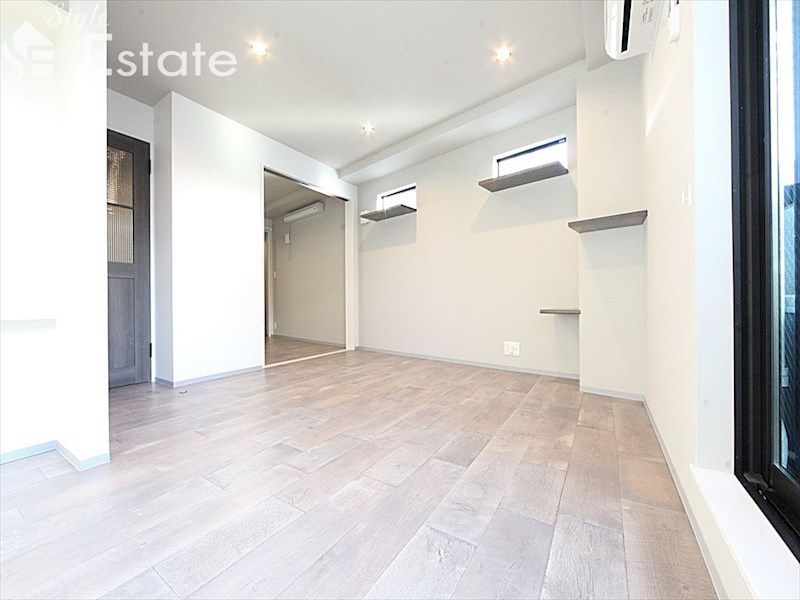 居室・リビング　リビング