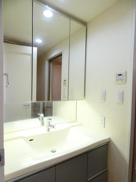 洗面設備　※参考写真