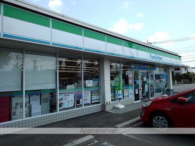 コンビニ　ファミリーマート甲府和戸店（コンビニ）まで210m