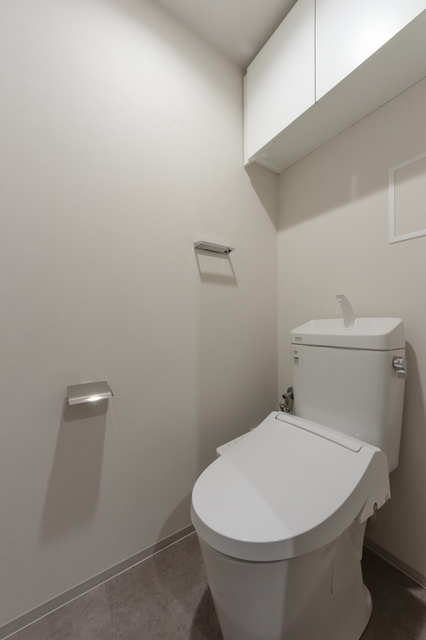 トイレ　※写真は同タイプ住戸です。