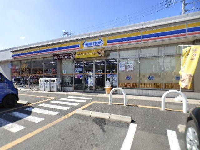 コンビニ　ミニストップ 前原東3丁目店（コンビニ）まで230m
