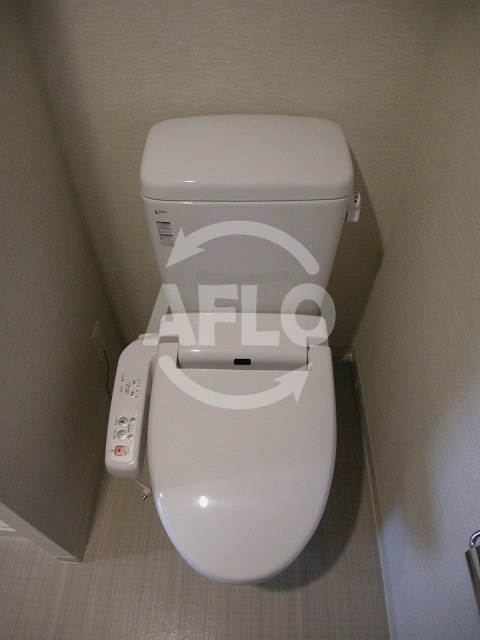 トイレ　サムティ天王寺EAST　温水洗浄便座