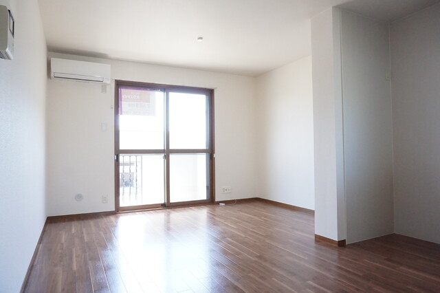 居室・リビング　ＬＤＫ１２帖