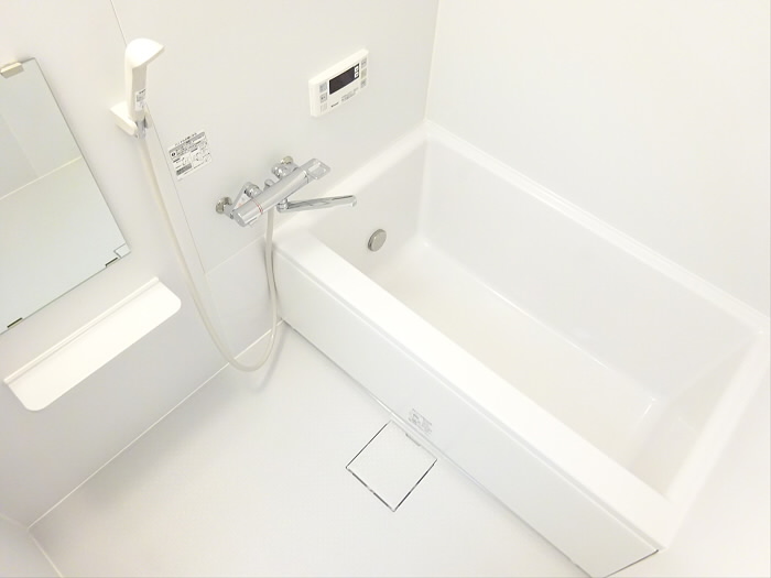 バス・シャワールーム　ゆったり過ごせるお風呂です