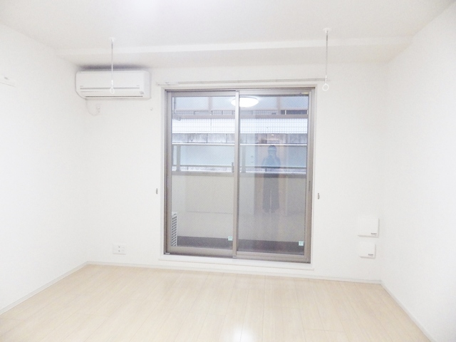 居室・リビング　※同物件別号室（イメージ）