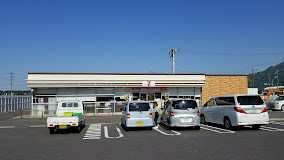 コンビニ　セブン－イレブン　出雲浜山通り店（コンビニ）まで449m