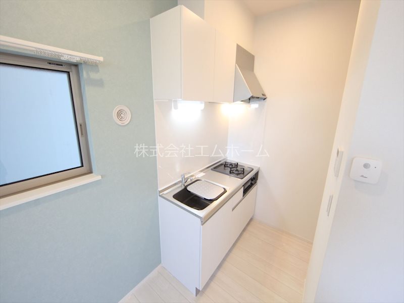 キッチン　システムキッチン（ガス2口コンロ・グリル付）