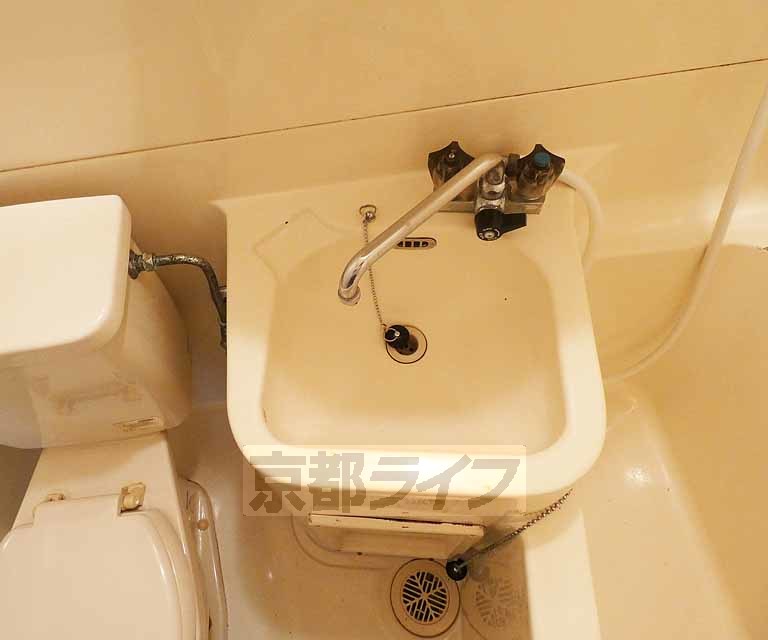 洗面設備　ユニットバスです。