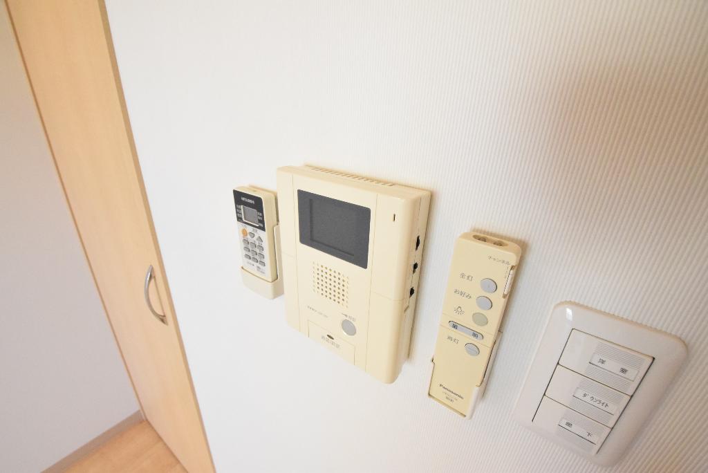 セキュリティ　カメラ付インターホン