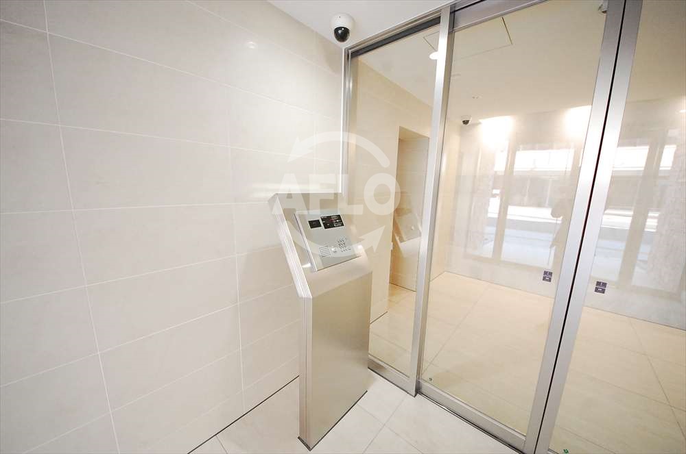 セキュリティ　レオンコンフォート難波サウスゲート　オートロック