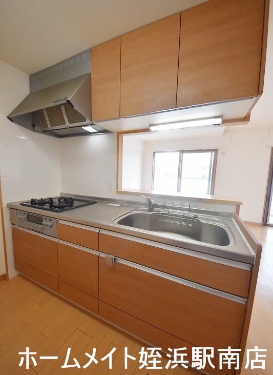 キッチン　★都市ガス・３口コンロで料理が捗ります♪★参考写真