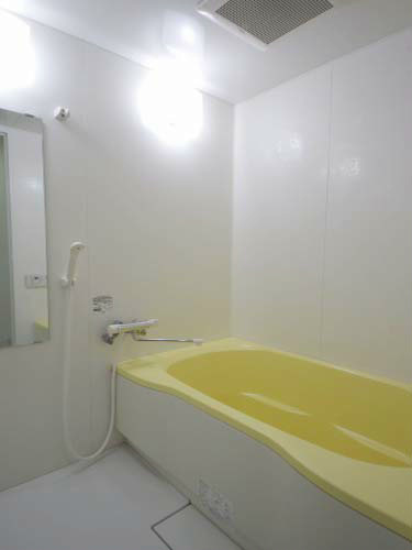 バス・シャワールーム　浴室（類似室内）