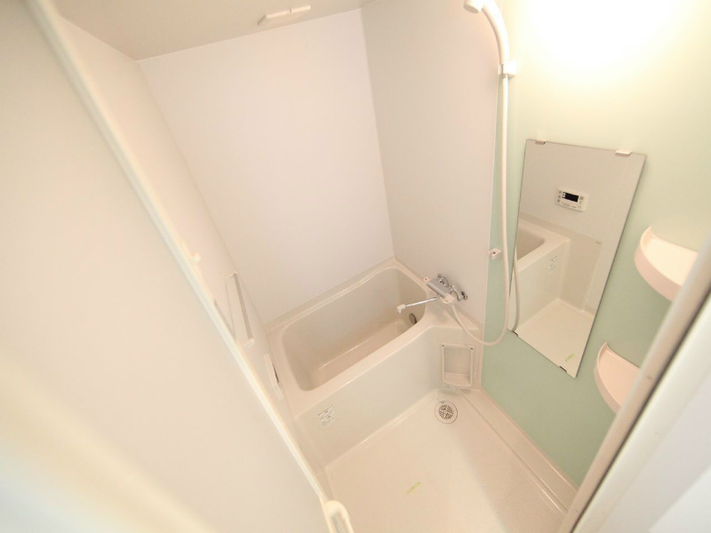 バス・シャワールーム　追い焚き付バスルーム