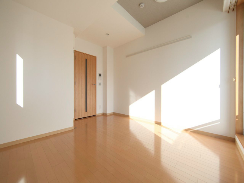 その他部屋・スペース　洋室6.9帖　エアコン完備　南面バルコニー