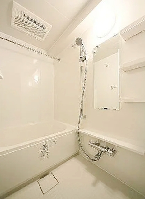 バス・シャワールーム　同仕様参考写真