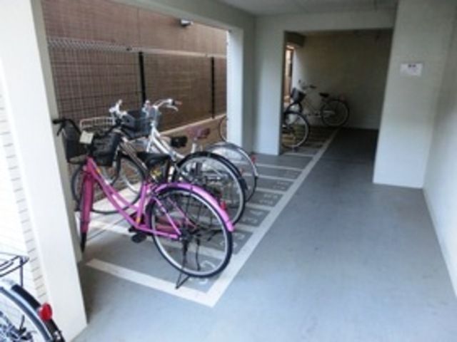 駐車場　★駐輪場★