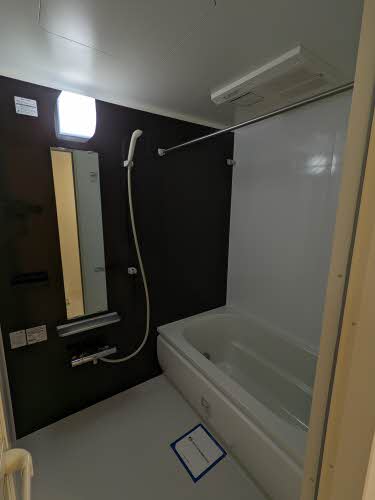 バス・シャワールーム