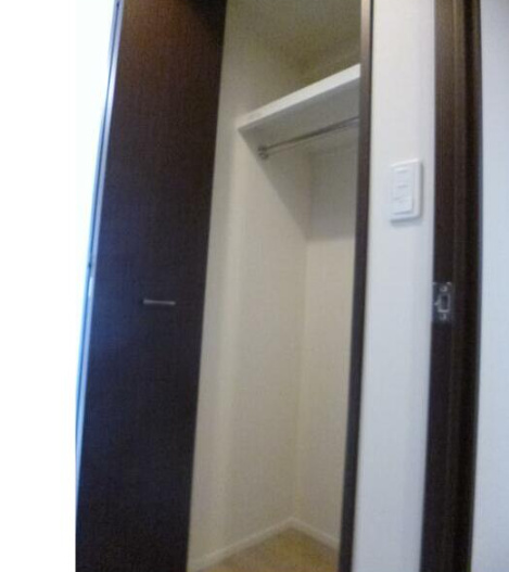 収納　クレイシア品川戸越銀座