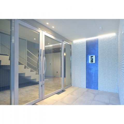 エントランス　2020年10月撮影