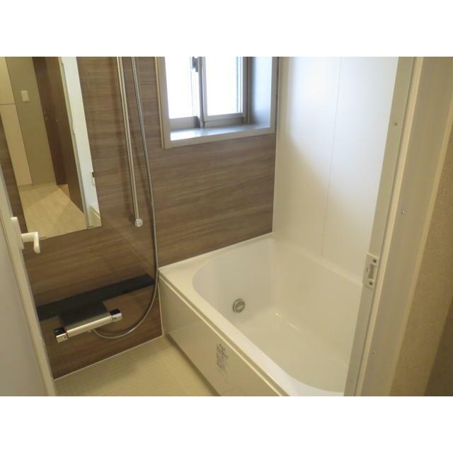 バス・シャワールーム　追い焚き機能付