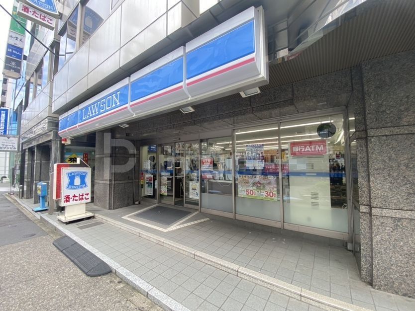 コンビニ　ローソン池袋二丁目文化通店（コンビニ）まで100m