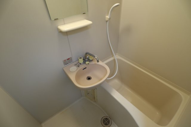 バス・シャワールーム　風呂