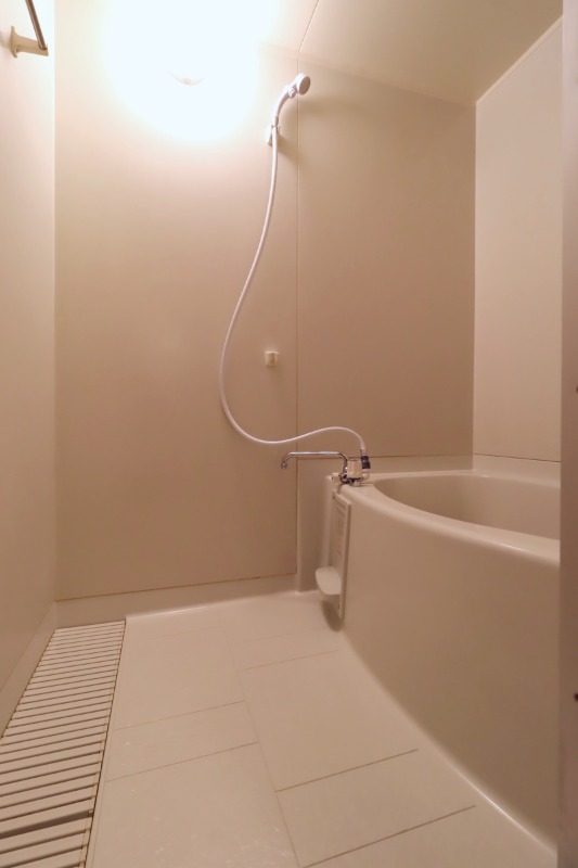 バス・シャワールーム　図面と現状に相違がある場合には現状を優先