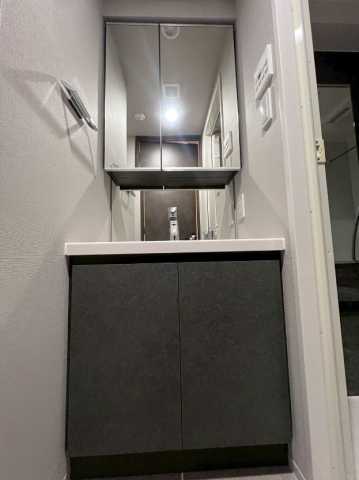 洗面設備　※他部屋の同じ間取りの写真になります。