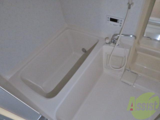 バス・シャワールーム　疲れた時はゆっくり湯船につかってみてはいかがでしょうか。