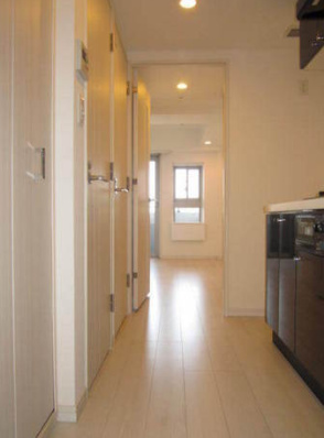 玄関　グランド・ガーラ横濱元町