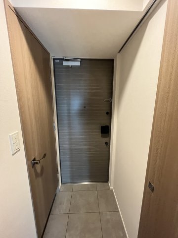 玄関　※別部屋写真参照