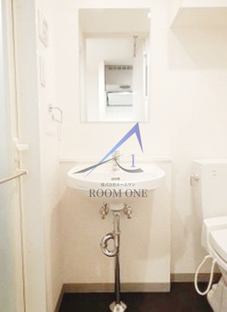 洗面設備　洗面台です。