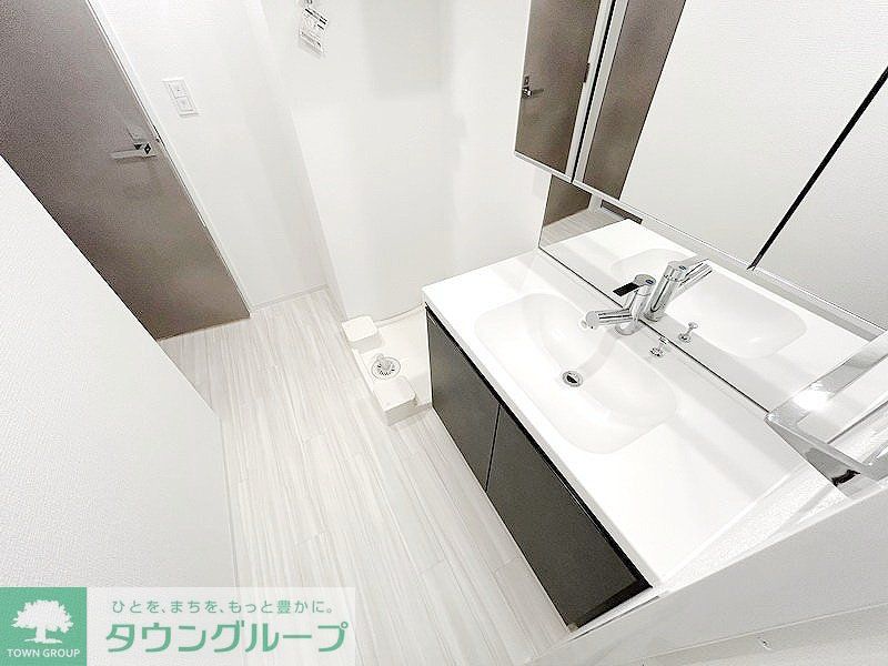 洗面設備　お部屋探しは株式会社　タウンハウジング　までお気軽にお問合…