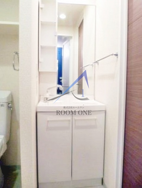 洗面設備　洗面台です。