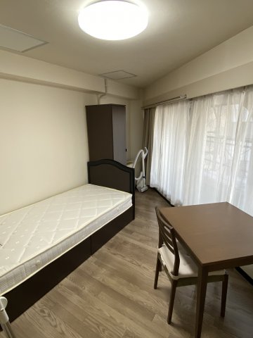 居室・リビング　家具家電付き