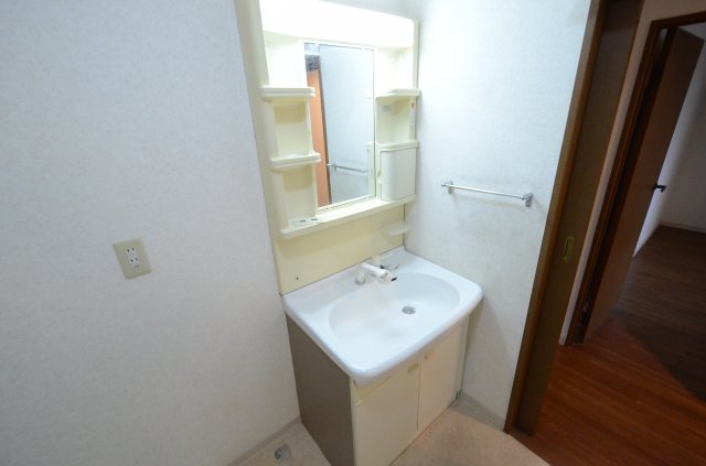 洗面設備　独立洗面化粧台付き☆