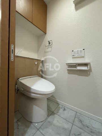 トイレ　リーガル岡崎橋　トイレ