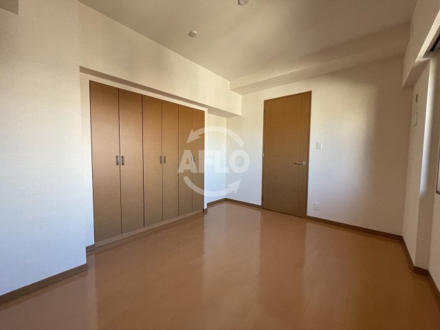 その他部屋・スペース　リーガル岡崎橋　寝室