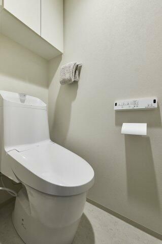 トイレ　写真は同タイプ住居です。
