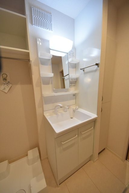 洗面設備　★内装・設備★