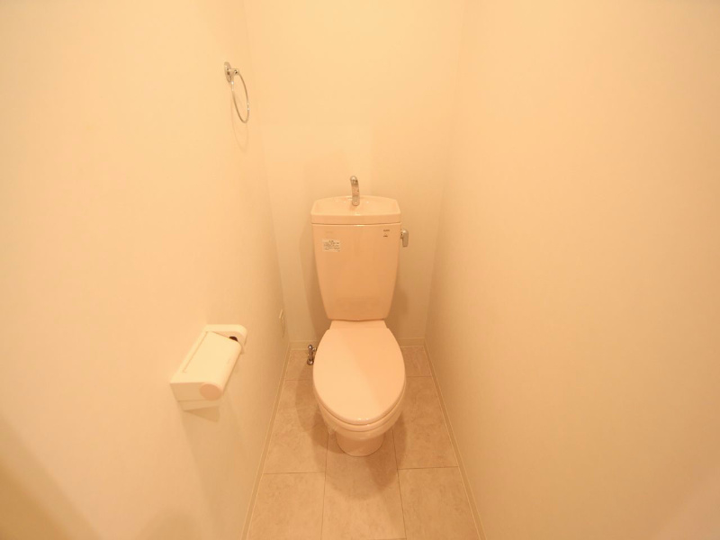 トイレ　洋式トイレ（温水洗浄便座設置可）