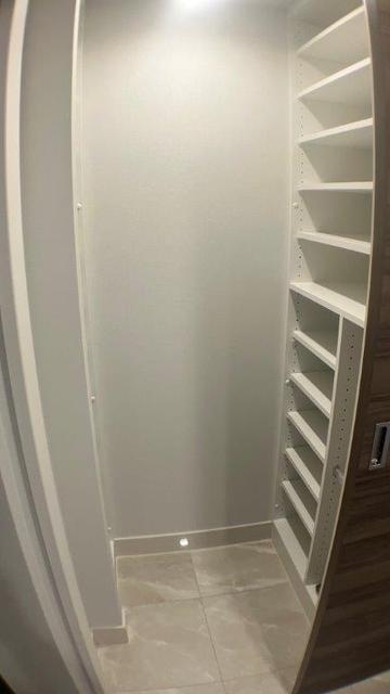 収納　シューズインクローゼット