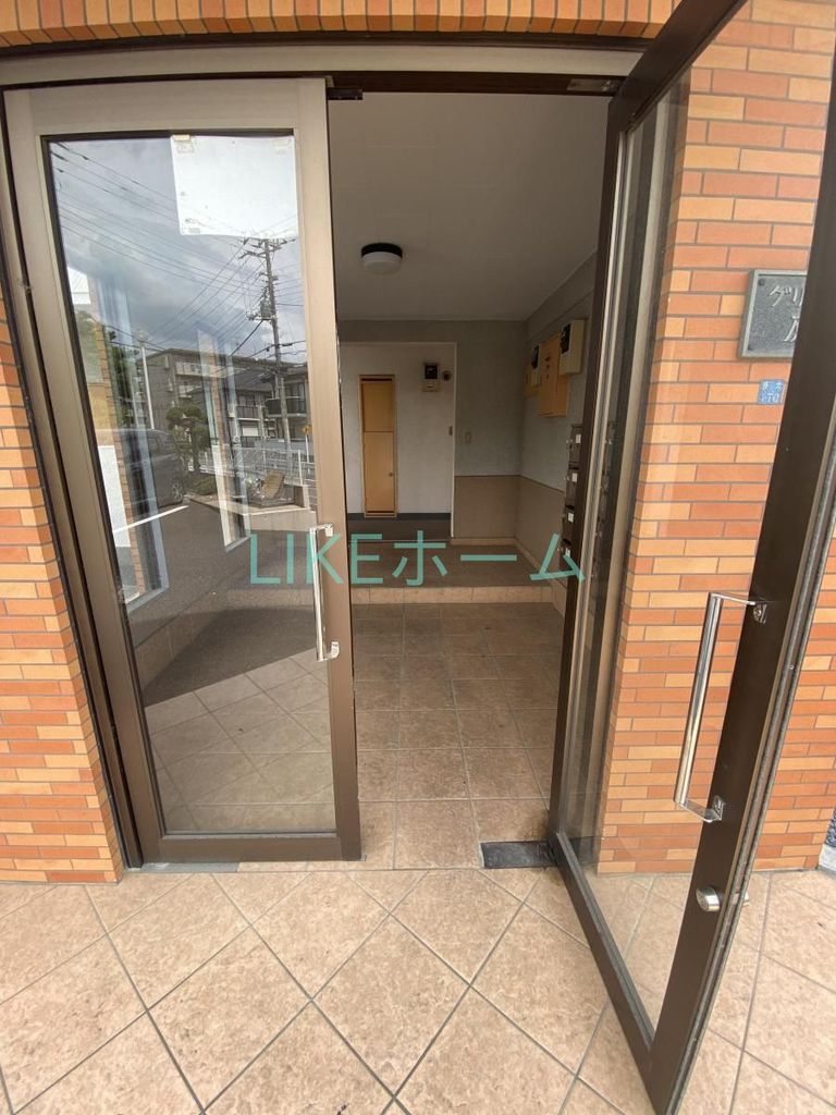 エントランス　キッチン