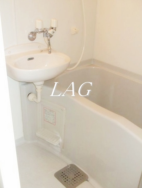 バス・シャワールーム　お風呂です。