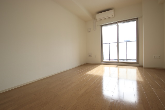 居室・リビング　※別室のお写真です