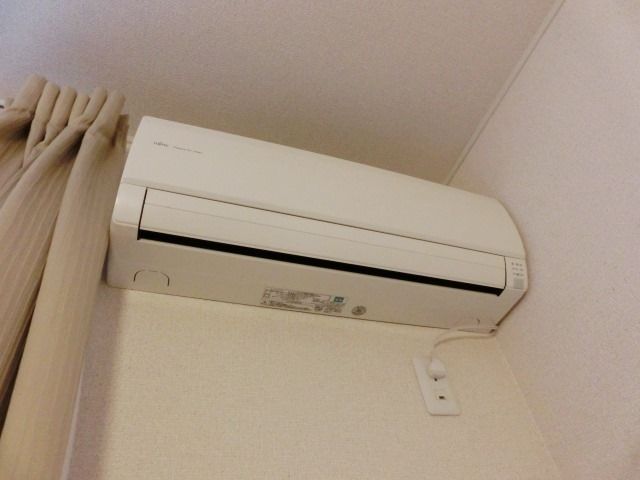 その他　エアコン１基付き