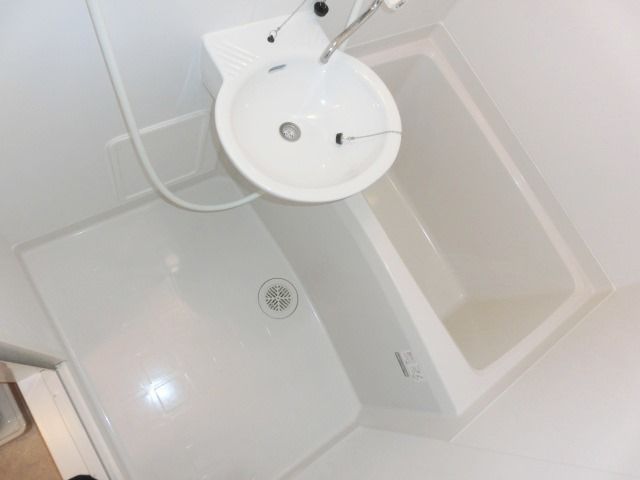 バス・シャワールーム　バス