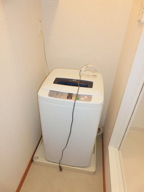 洗面設備　洗濯機は付いていません。